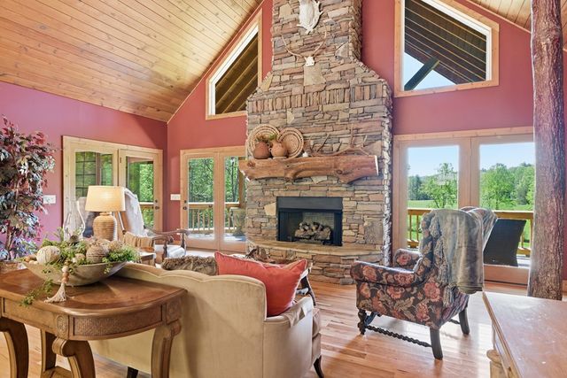 271 Burnt Ridge Road, Blairsville, GA 30512