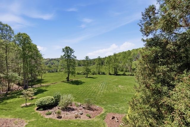 271 Burnt Ridge Road, Blairsville, GA 30512