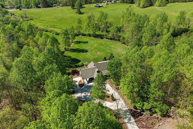 271 Burnt Ridge Road, Blairsville, GA 30512