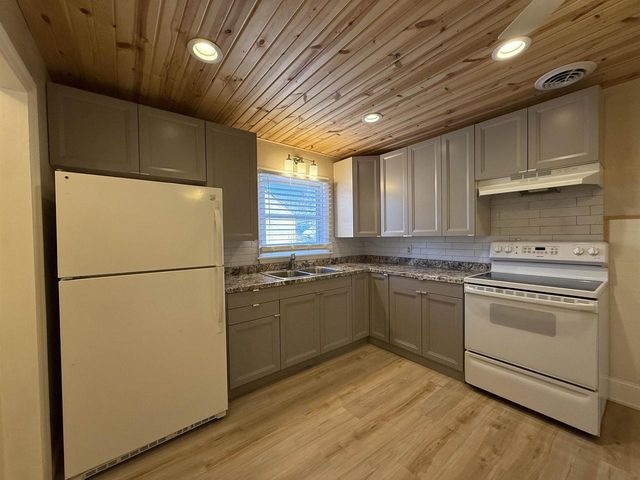 1712 Mole Avenue, Janesville, WI 53548