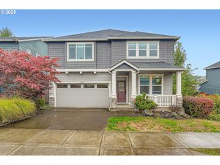 13762 Se NIGHTINGALE Ave, Clackamas, OR 97015