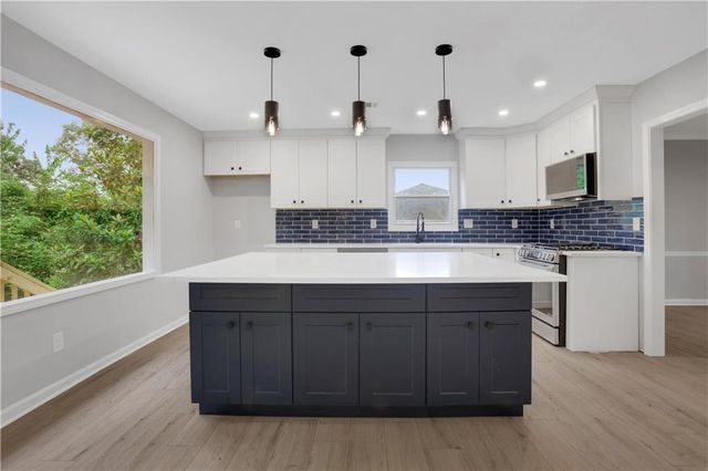 3341 Camelot Drive, Marietta, GA 30062
