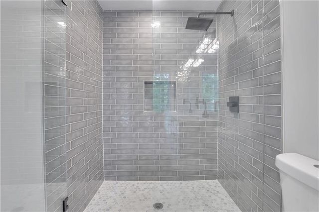 3341 Camelot Drive, Marietta, GA 30062