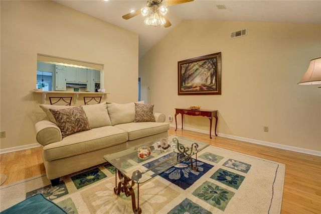4938 Lake Forest Dr, Conyers, GA 30094