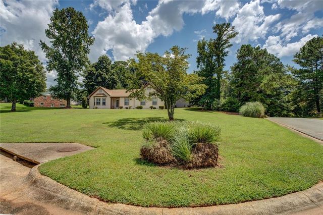 4938 Lake Forest Dr, Conyers, GA 30094
