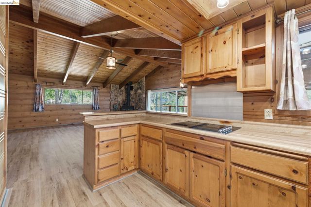 13133 Wells Fargo Dr, Groveland, CA 95321