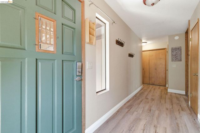 13133 Wells Fargo Dr, Groveland, CA 95321