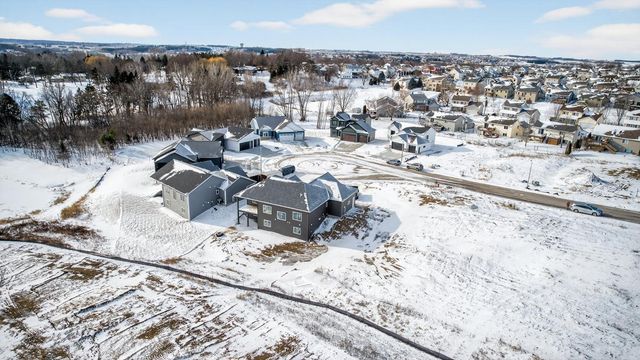 6128 Cody Lane NW, Rochester, MN 55901