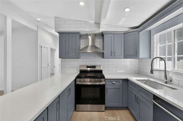 7865 Cantaloupe, Panorama City, CA 91402
