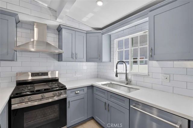 7865 Cantaloupe, Panorama City, CA 91402