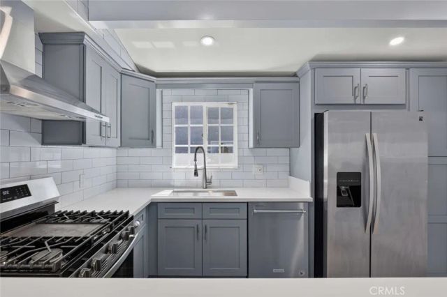 7865 Cantaloupe, Panorama City, CA 91402