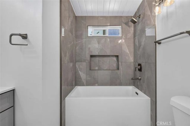 7865 Cantaloupe, Panorama City, CA 91402