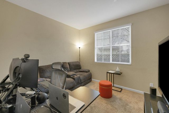 102 Pellegrino Ct, Lincoln, CA 95648