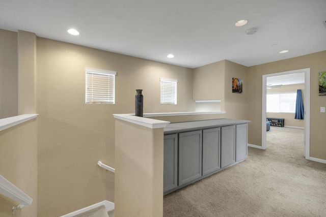 102 Pellegrino Ct, Lincoln, CA 95648