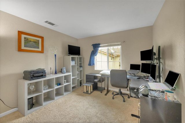 102 Pellegrino Ct, Lincoln, CA 95648