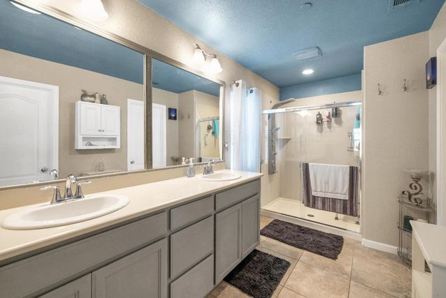 102 Pellegrino Ct, Lincoln, CA 95648