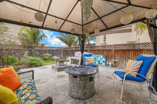 102 Pellegrino Ct, Lincoln, CA 95648