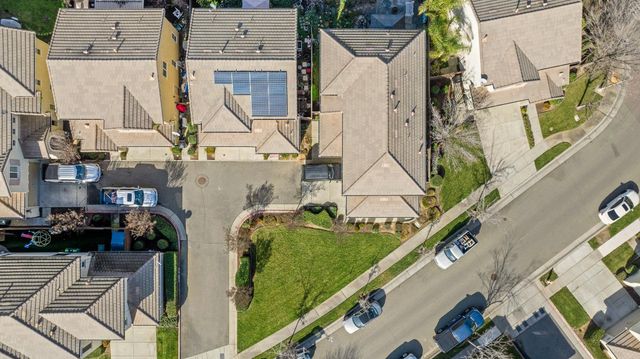 102 Pellegrino Ct, Lincoln, CA 95648