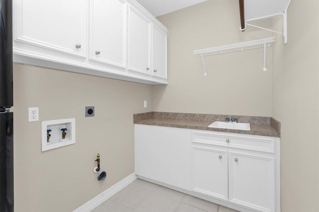 15 Grey Moss Lane, Montgomery, TX 77356