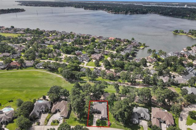 15 Grey Moss Lane, Montgomery, TX 77356