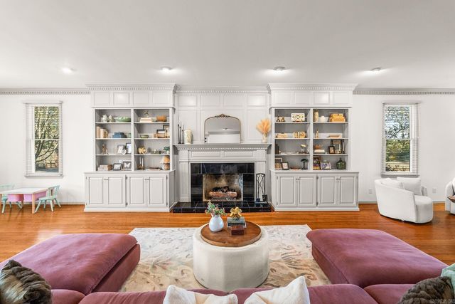 3 Oakmont Court, Little Rock, AR 72212