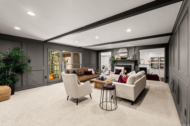 3 Oakmont Court, Little Rock, AR 72212