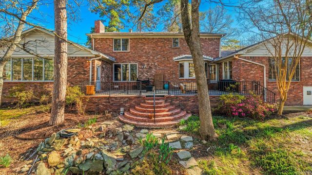 3 Oakmont Court, Little Rock, AR 72212