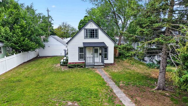 4423 N Cedar St, Spokane, WA 99205
