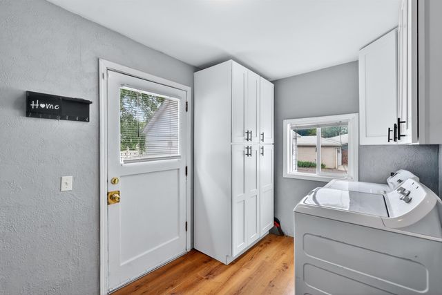 4423 N Cedar St, Spokane, WA 99205
