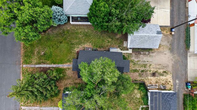 4423 N Cedar St, Spokane, WA 99205