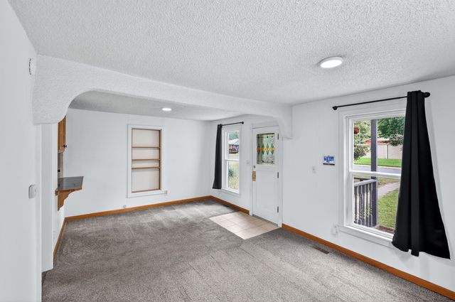 4423 N Cedar St, Spokane, WA 99205