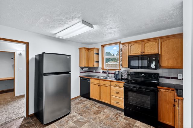 4423 N Cedar St, Spokane, WA 99205