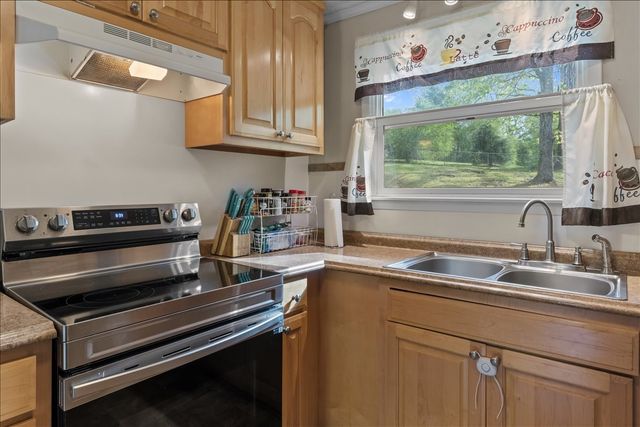 111 Bern St, Waverly, TN 37185