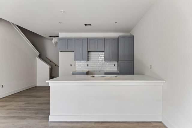 2025 Oak Forest Drive A-B, Houston, TX 77018