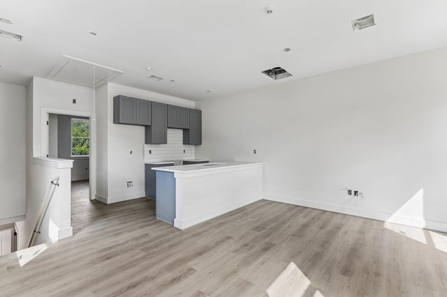 2025 Oak Forest Drive A-B, Houston, TX 77018