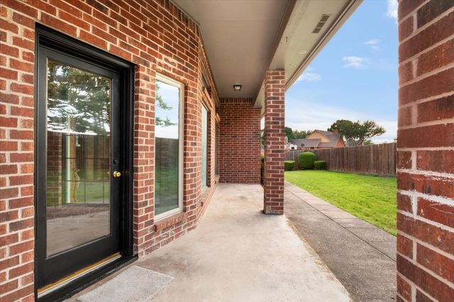 601 Bright Angel Trail, Desoto, TX 75115
