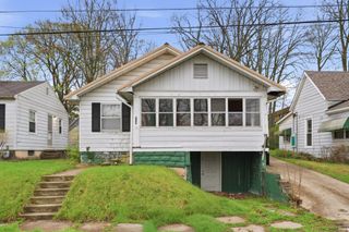 717 W Queen Street, Muncie, IN 47303