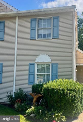 619 MAPLEWOOD AVE, Mohnton, PA 19540