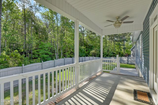 508 Diamond Ridge Court, Hubert, NC 28539