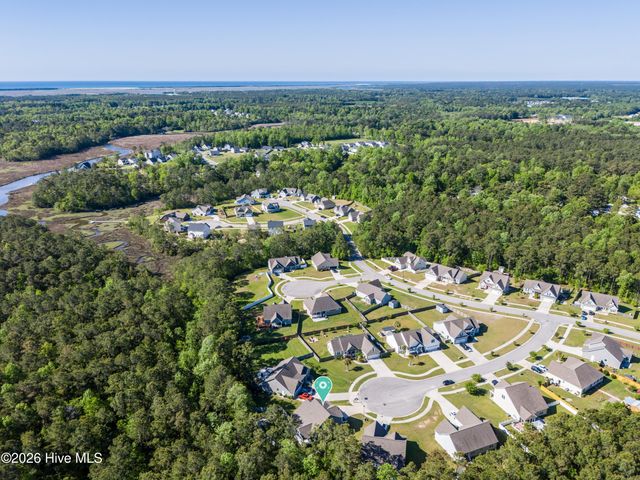 508 Diamond Ridge Court, Hubert, NC 28539