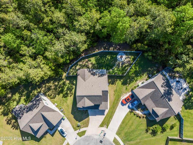 508 Diamond Ridge Court, Hubert, NC 28539