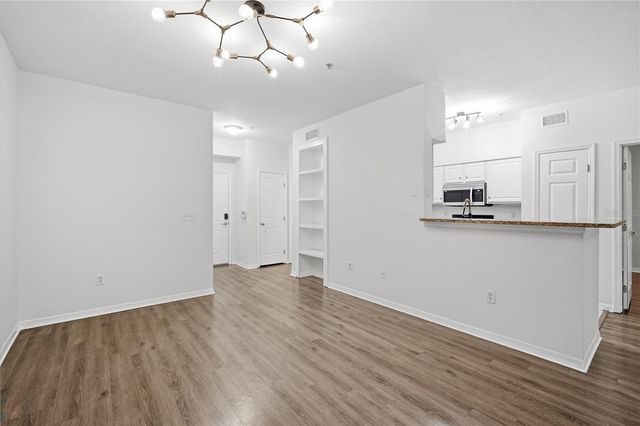 1910 E PALM AVENUE 9102, Tampa, FL 33605