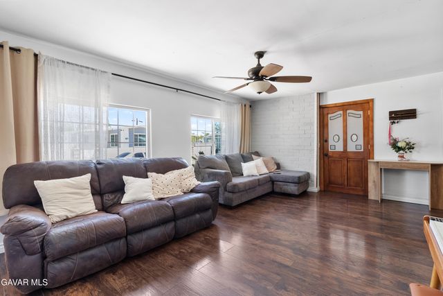 1258 W Rosamond Boulevard Spc 76, Rosamond, CA 93560