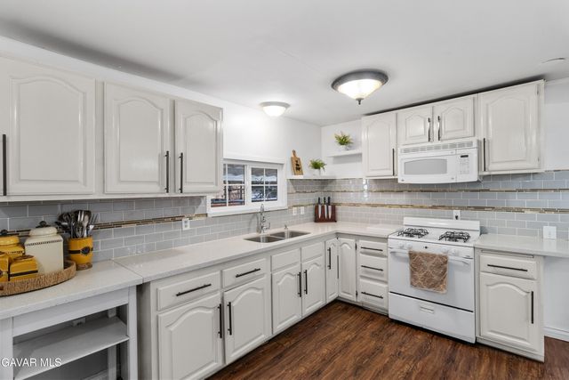 1258 W Rosamond Boulevard Spc 76, Rosamond, CA 93560