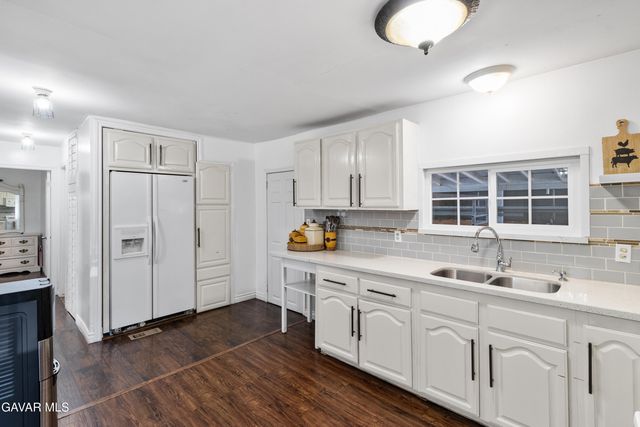 1258 W Rosamond Boulevard Spc 76, Rosamond, CA 93560