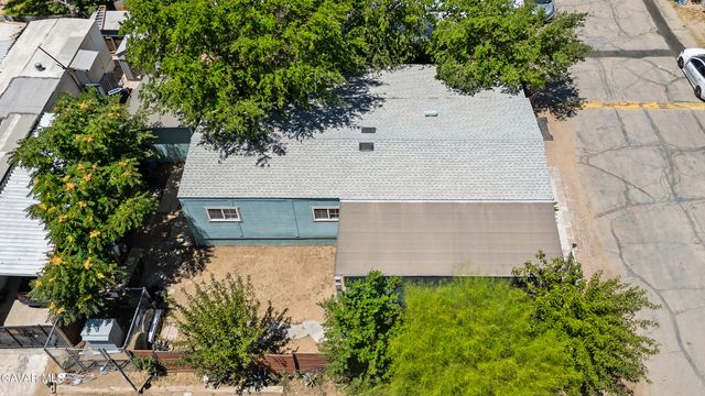 1258 W Rosamond Boulevard Spc 76, Rosamond, CA 93560