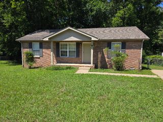 105 Monarch Ln, Clarksville, TN 37042