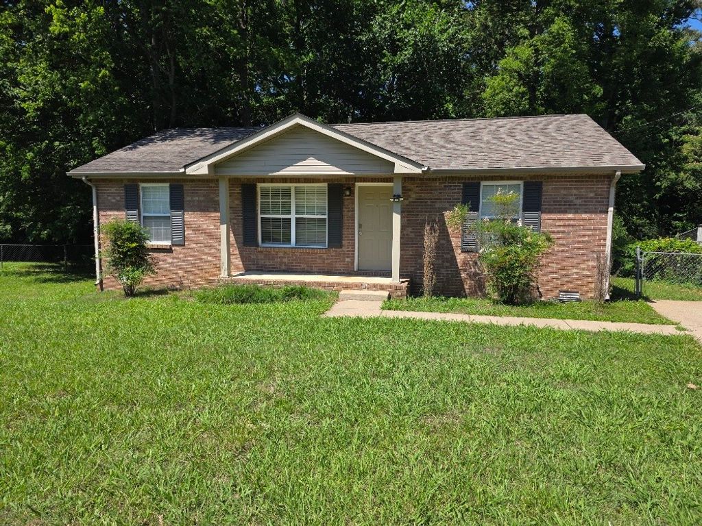 105 Monarch Ln, Clarksville, TN 37042