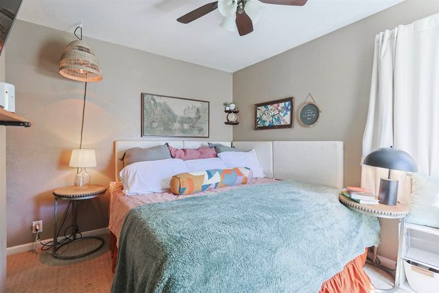 2101 S Dorothy Street, South Bend, IN 46613
