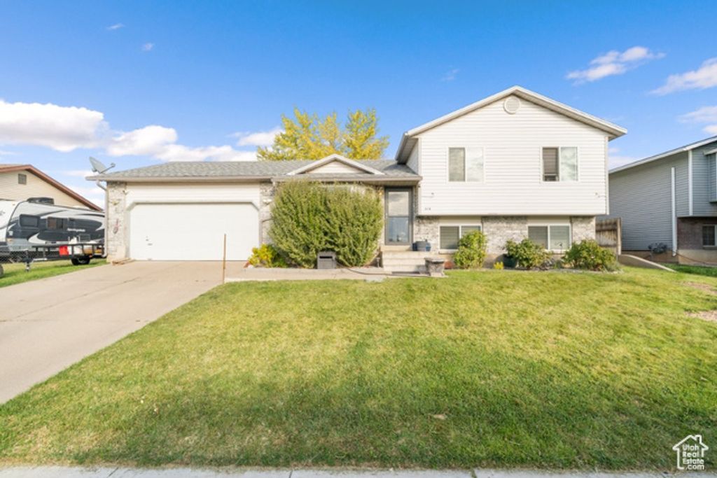 5778 S 4075 W, Roy, UT 84067